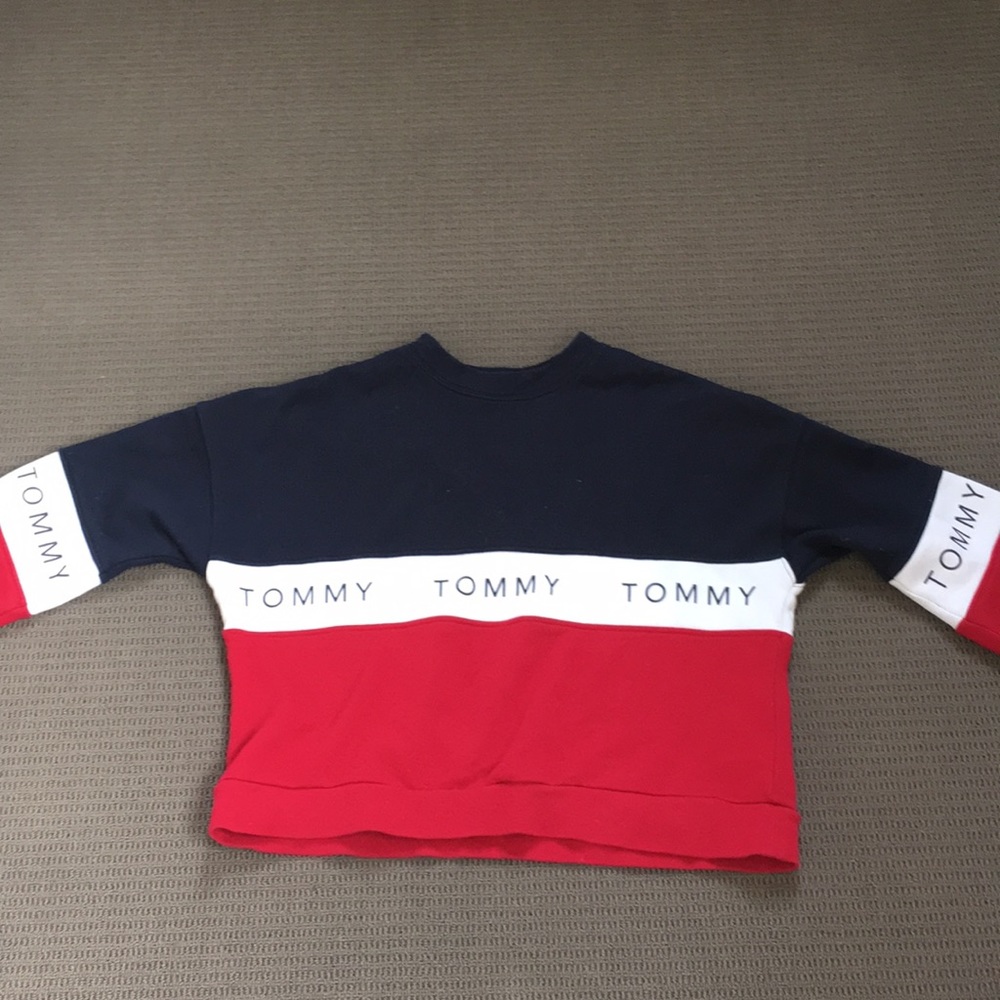 Tommy Hilifiger sweat shirt